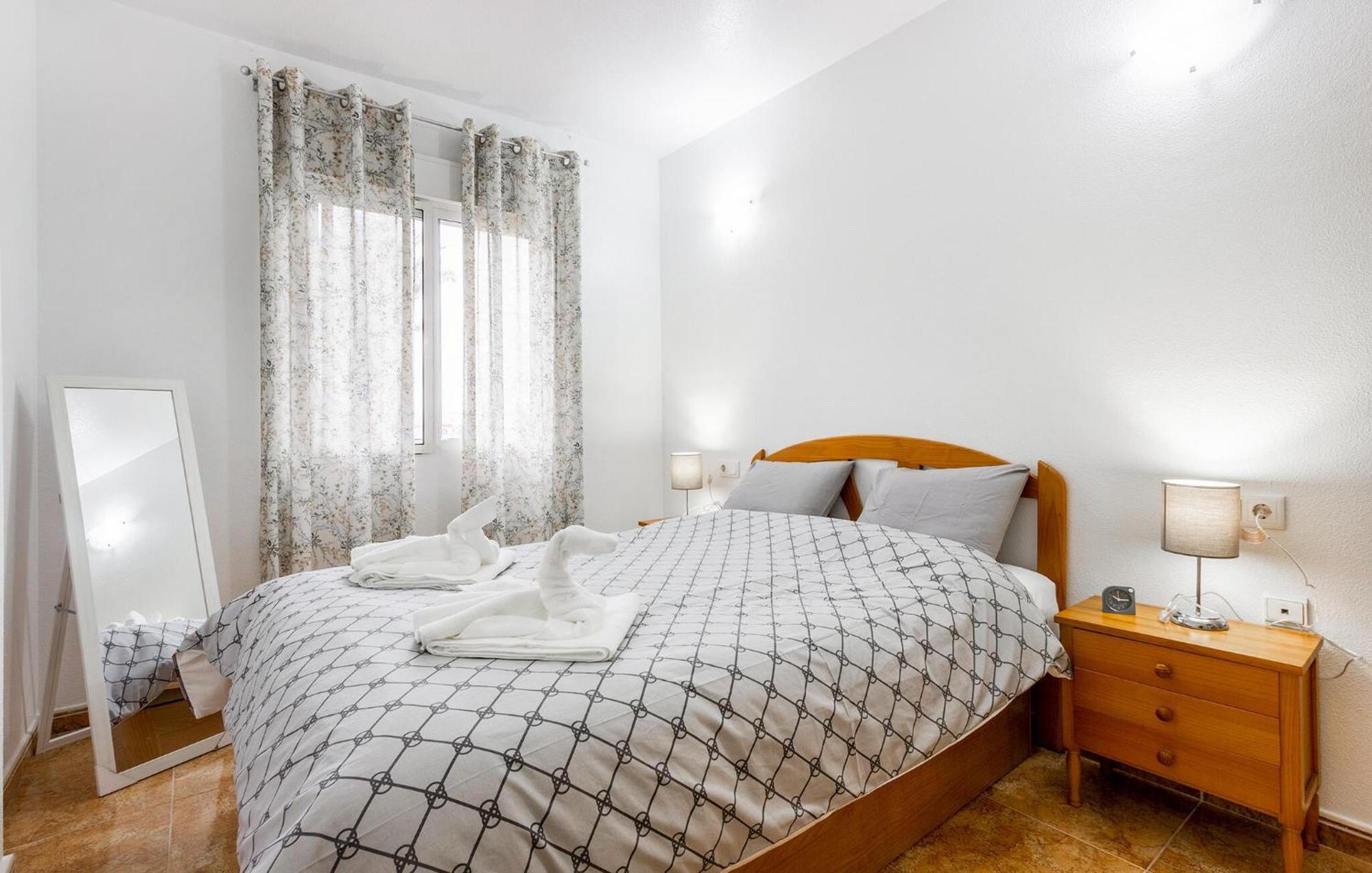 Amazing Apartment In Torrevieja With Kitchen المظهر الخارجي الصورة